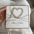Personalizowany prezent - wyjątkowa kartka ręcznie robiona w stylu boho z sercem na ślub pomysł prezent ślubny z personalizacją + personalizowane najpiękniejsze życzenia ślubne