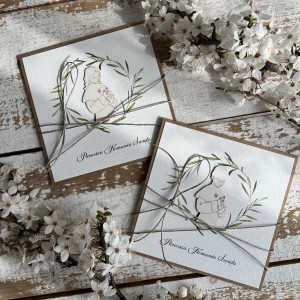 Ręcznie robiona kartka na komunię z życzeniami - dziewczynka