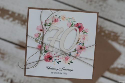 Personalizowany prezent - wyjątkowa kartka ręcznie robiona na 70 urodziny, pomysł na prezent na siedemdziesiątkę z personalizacją dla kobiety + personalizowane najpiękniejsze życzenia urodzinowe