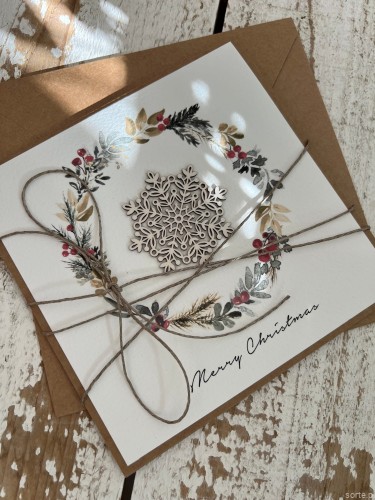 Stylowa ręcznie robiona kartka świąteczna Merry Christmas