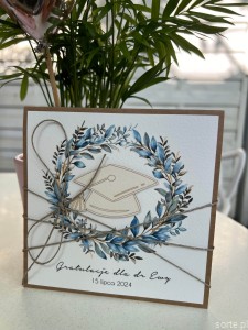 Personalizowana ręcznie robiona kartka gratulacje z okazji zakończenia studiów życzenia