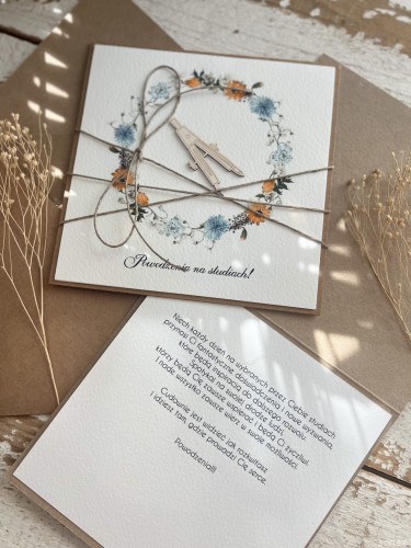 Ręcznie robiona kartka gratulacje wyboru studiów - powodzenia na studiach