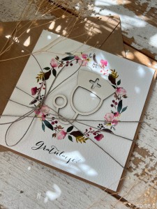 Ręcznie robiona kartka gratulacje z okazji uzyskania absolutorium obrony pracy licencjackiej, magisterskiej, doktorskiej