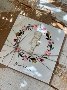 Ręcznie robiona kartka gratulacje z okazji uzyskania absolutorium obrony pracy licencjackiej, magisterskiej, doktorskiej