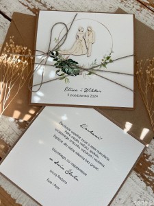 Rustykalna kartka ślubna ręcznie robiona w kopercie z parą młodą w wianku 