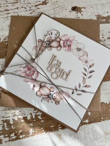 Ręcznie robiona kartka na narodziny dziecka - gratulacje - It's a girl