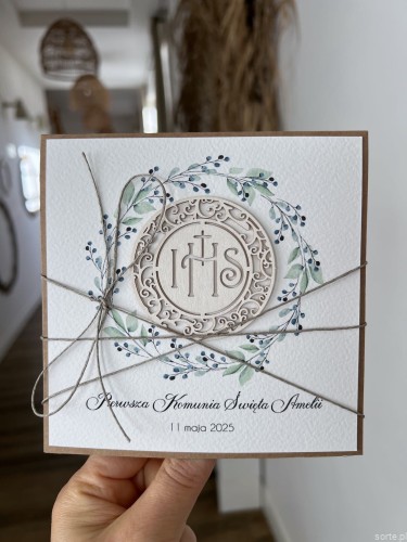 Oryginalna ręcznie robiona kartka komunijna z personalizacją i życzeniami