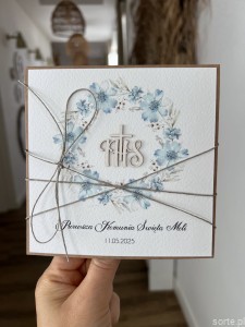 Oryginalna ręcznie robiona kartka komunijna z personalizacją i życzeniami