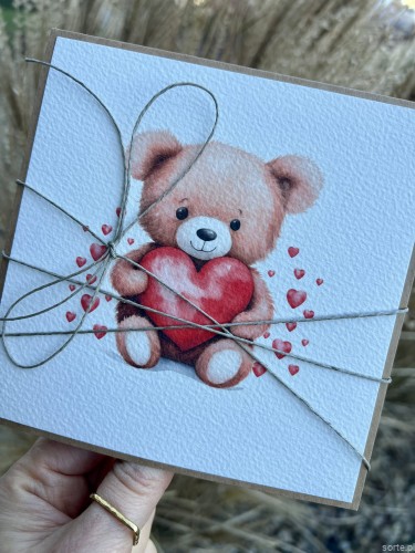 Wyjątkowa ręcznie robiona kartka prezent na walentynki, walentynkowa - walentynka z misiem z sercem - miś z sercem