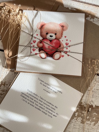 Wyjątkowa ręcznie robiona kartka prezent na walentynki, walentynkowa - walentynka z misiem z sercem - miś z sercem (z)