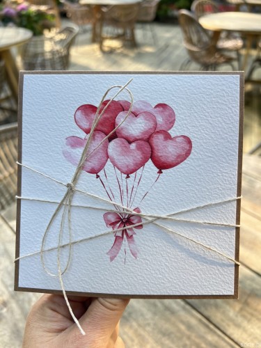 Wyjątkowa ręcznie robiona kartka na walentynki - walentynka z sercem z balonami (p)