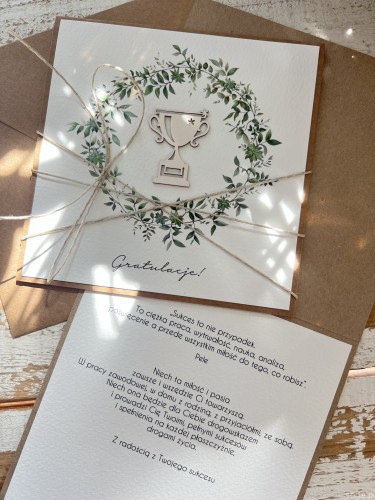 Ręcznie robiona kartka gratulacje z okazji uzyskania absolutorium obrony pracy licencjackiej, magisterskiej, doktorskiej - zakończenia studiów na życzenia