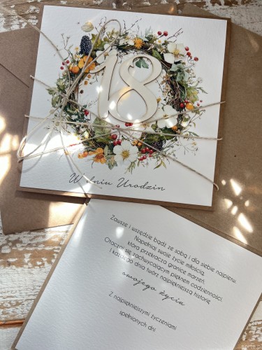 Wyjątkowa ręcznie robiona kartka na 18-ste urodziny, osiemnastka, pomysł na prezent życzenia na osiemnastkę dla dziewczyny od matki chrzestnej