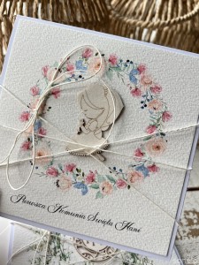 Kartka komunijna ręcznie robiona z imieniem od matki chrzestnej, ojca chrzestnego, babci, dziadka - pamiątka komunii - prezent na komunię od rodziców - przepiękne życzenia komunijne od serca