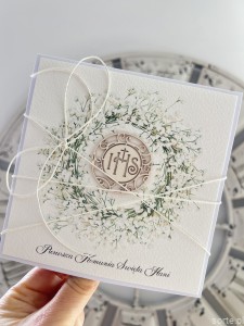 Kartka komunijna ręcznie robiona z imieniem od matki chrzestnej, ojca chrzestnego, babci, dziadka - pamiątka komunii - prezent na komunię od rodziców - przepiękne życzenia komunijne od serca