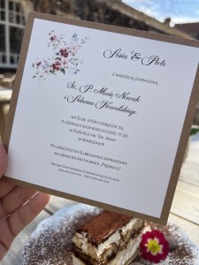 Wyjątkowe ręcznie robione zaproszenia na ślub z personalizacją