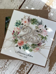 Personalizowana kartka ręcznie robiona - prezent z okazji rocznicy ślubu z personalizacją + najpiękniejsze życzenia na rocznicę ślubu, 25 rocznica ślubu