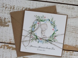 Ręcznie robiona kartka na komunię od matki chrzestnej dla chłopca - niezapominajki (1)