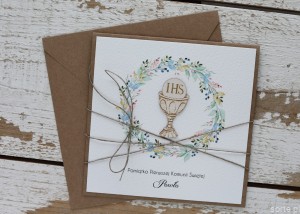 Oryginalna ręcznie robiona kartka na komunię z personalizacją i życzeniami