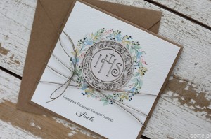 Oryginalna ręcznie robiona kartka na komunię z personalizacją i życzeniami