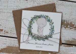 Oryginalna ręcznie robiona kartka na komunię z personalizacją i życzeniami