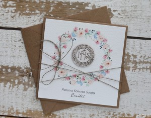 Oryginalna ręcznie robiona kartka na komunię z personalizacją i życzeniami