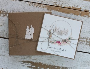 Rustykalna kartka na ślub ręcznie robiona z personalizacją i życzeniami