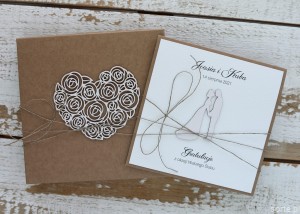 Rustykalna kartka na ślub ręcznie robiona z personalizacją i życzeniami