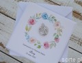 Białe eleganckie zaproszenia komunijne z personalizacją
