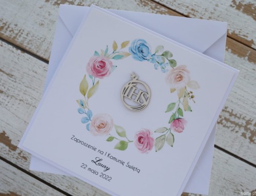 Białe eleganckie zaproszenia komunijne z personalizacją